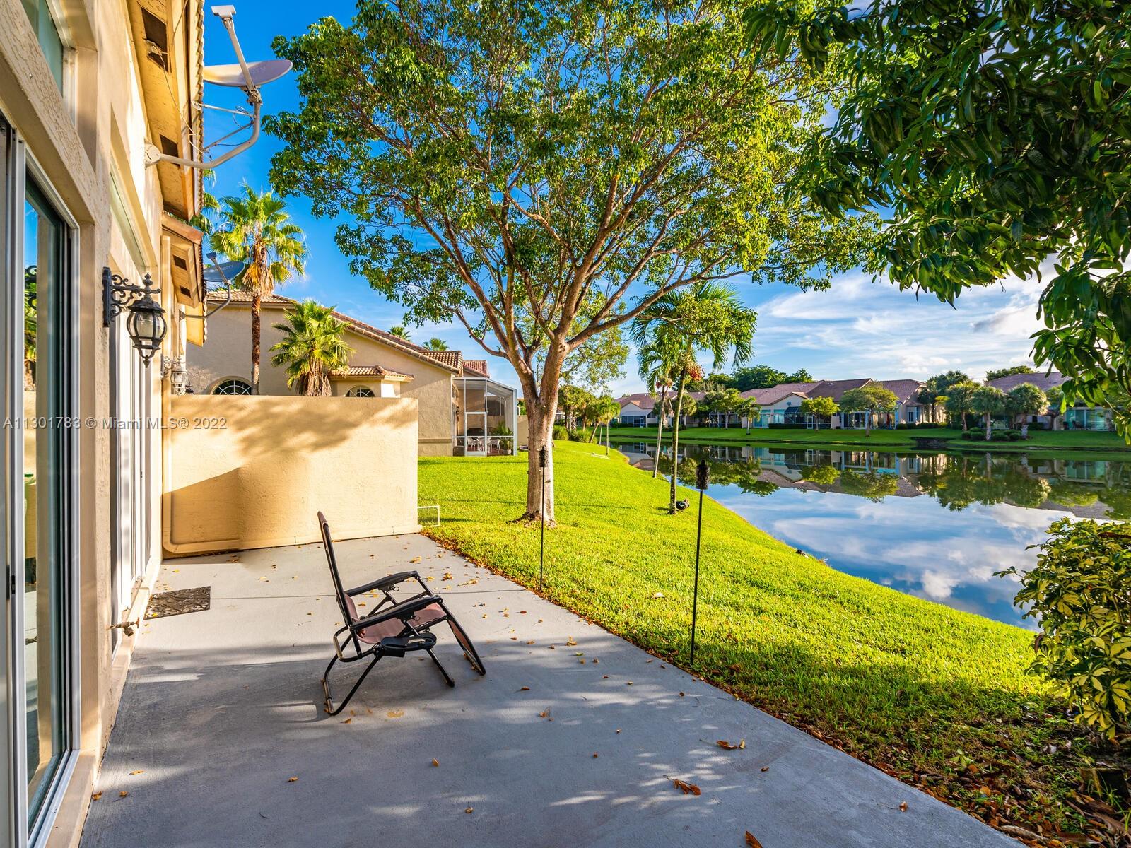 MADISON LAKES - Residential