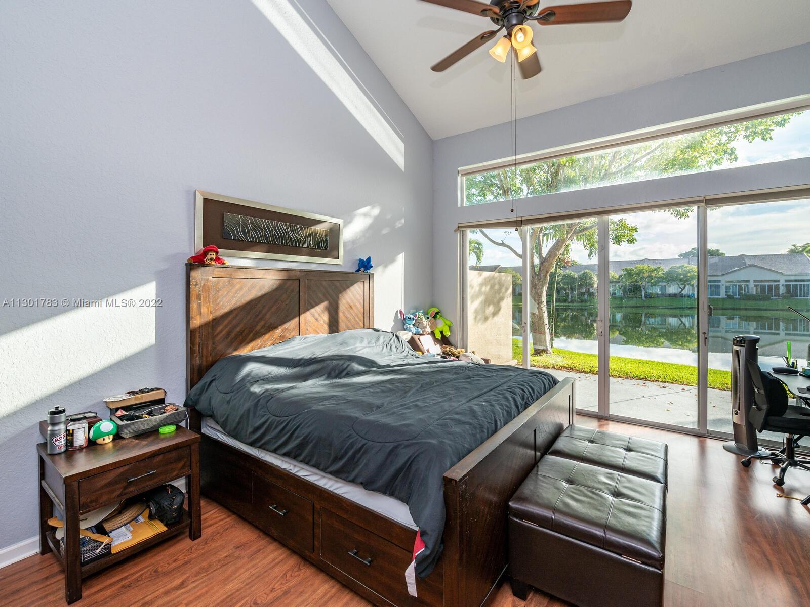MADISON LAKES - Residential