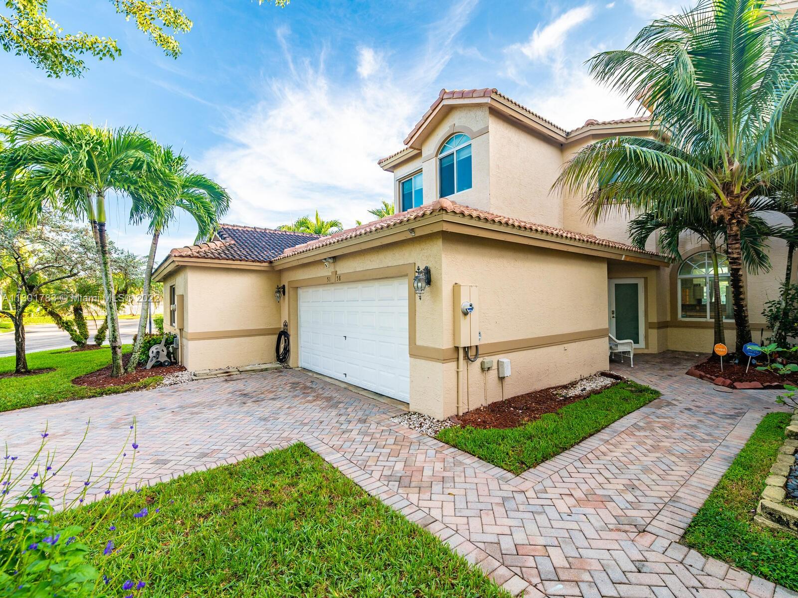 MADISON LAKES - Residential