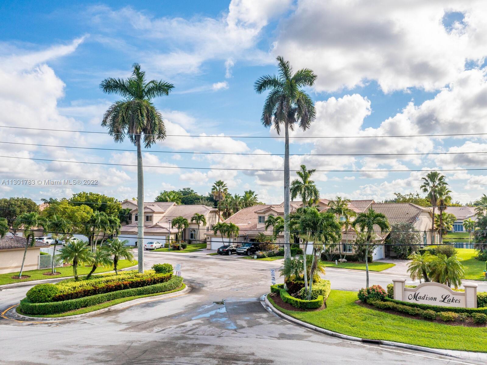 MADISON LAKES - Residential