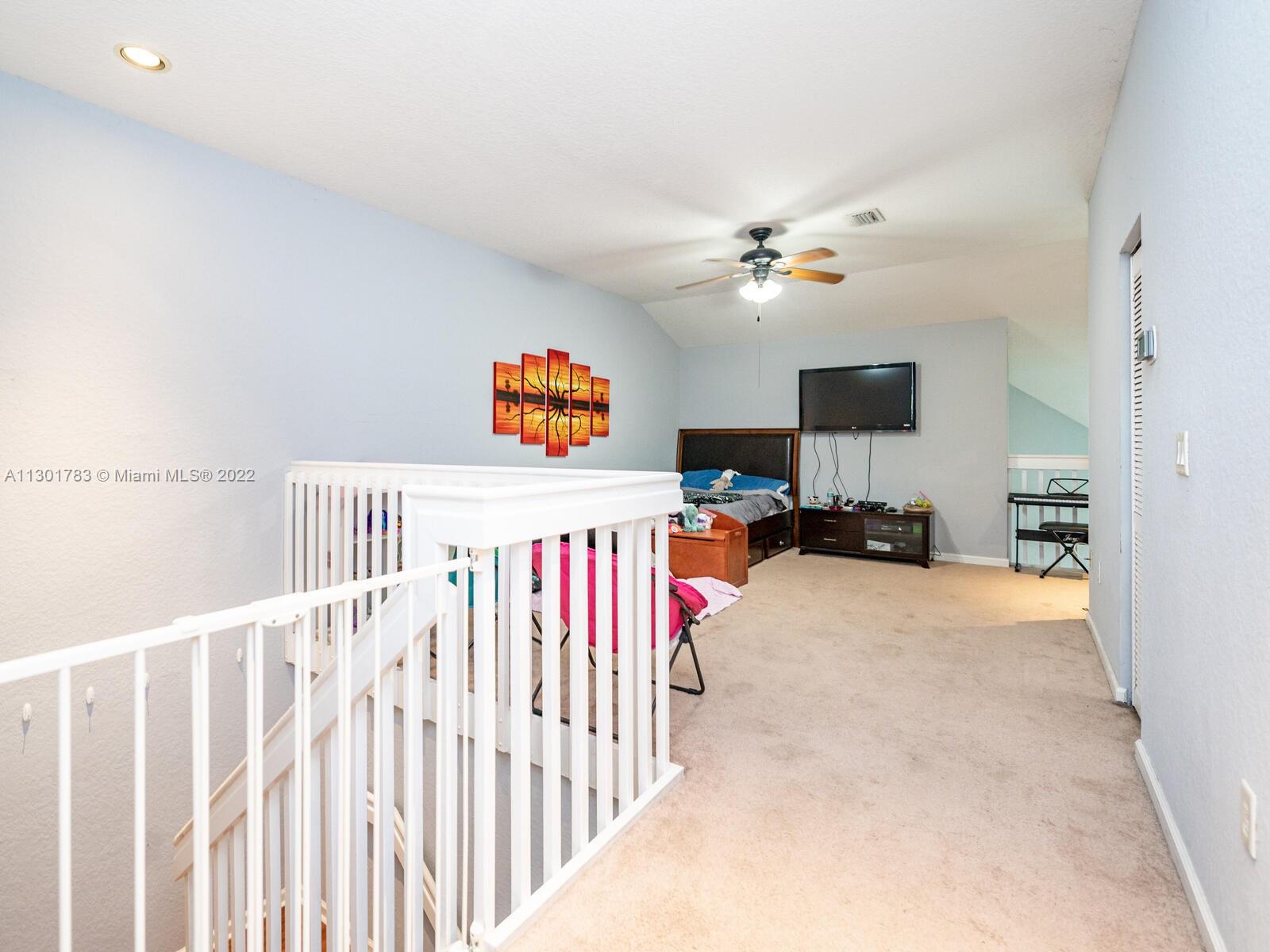 MADISON LAKES - Residential