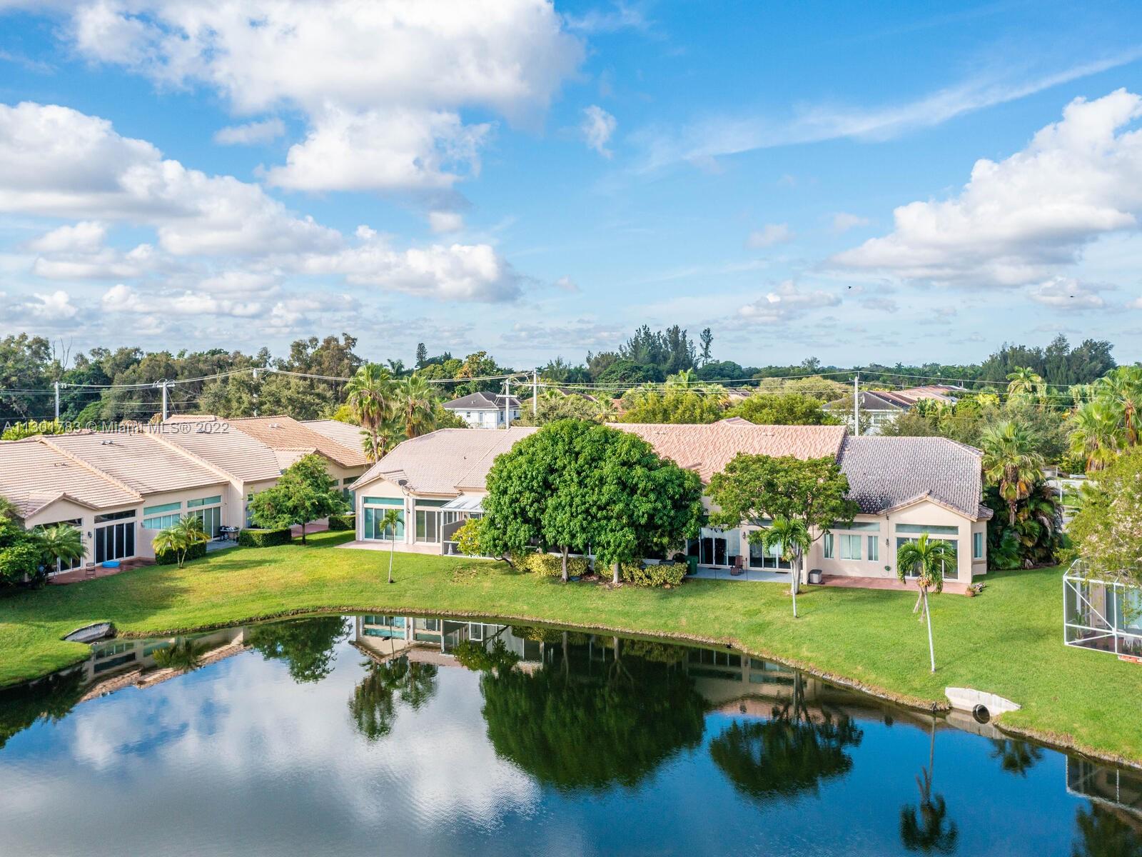 MADISON LAKES - Residential