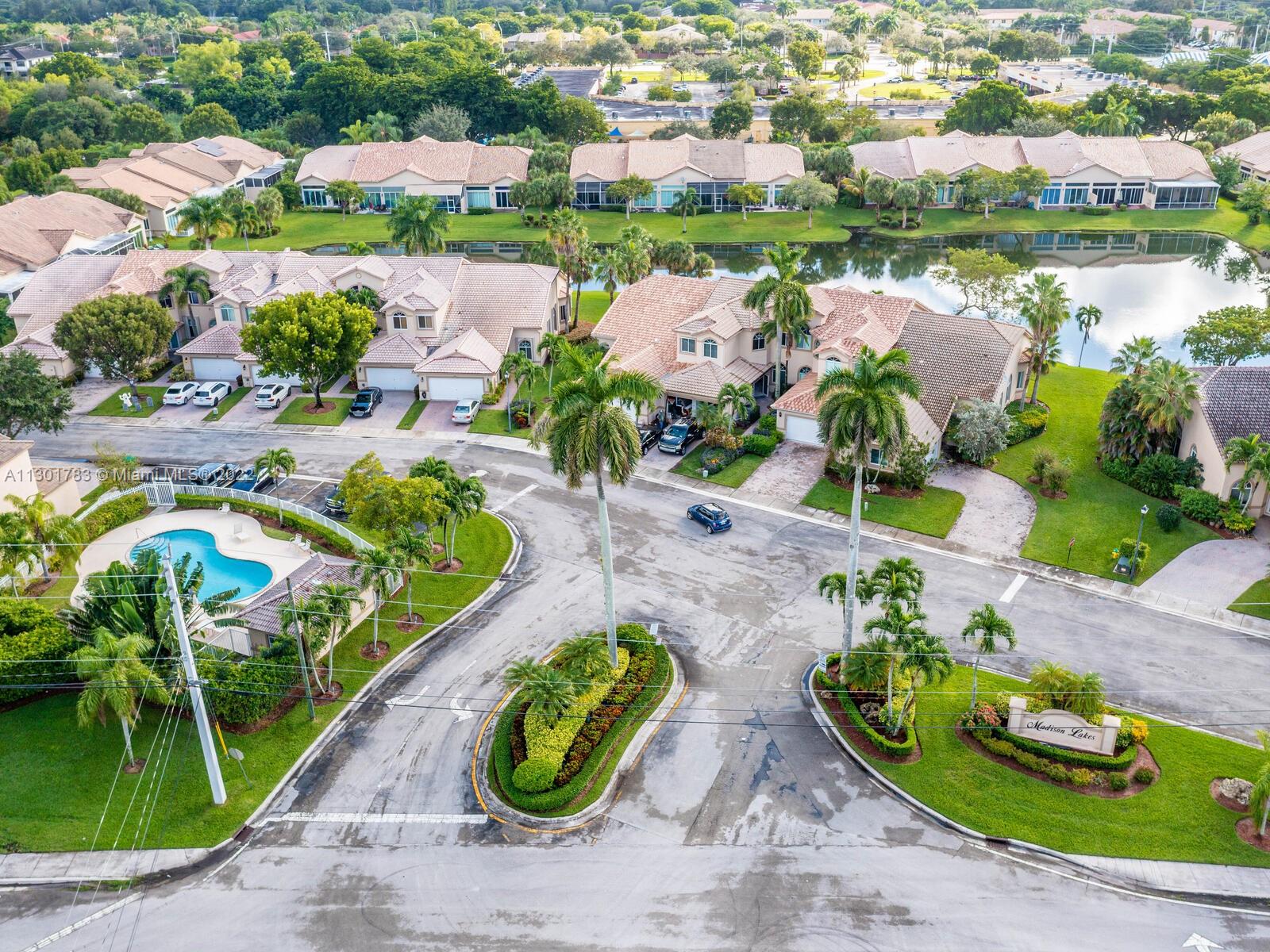 MADISON LAKES - Residential
