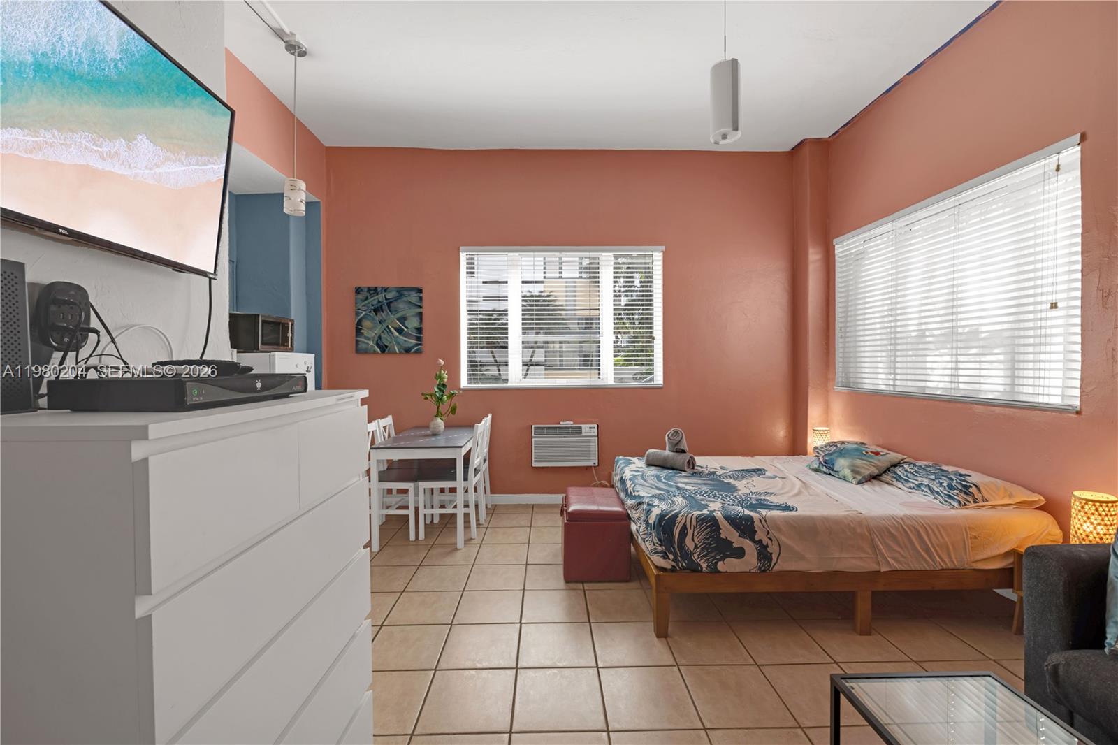 THE MANTELL CONDO - Residential