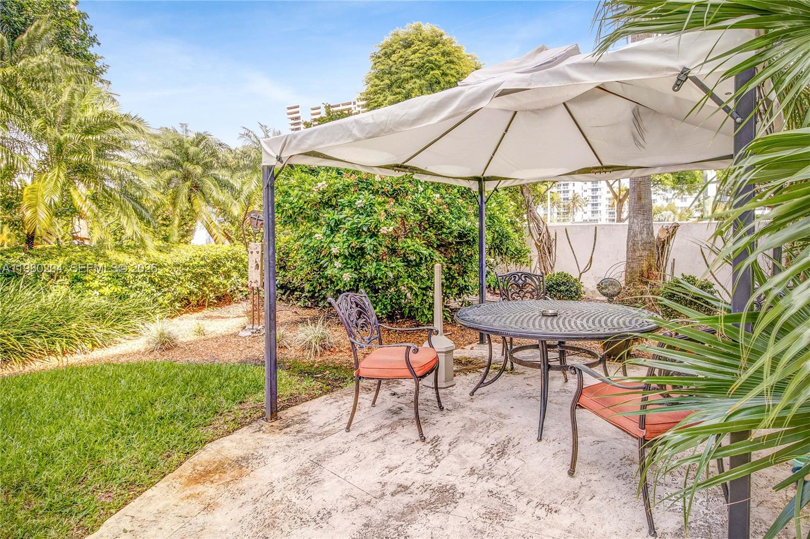 THE MANTELL CONDO - Residential