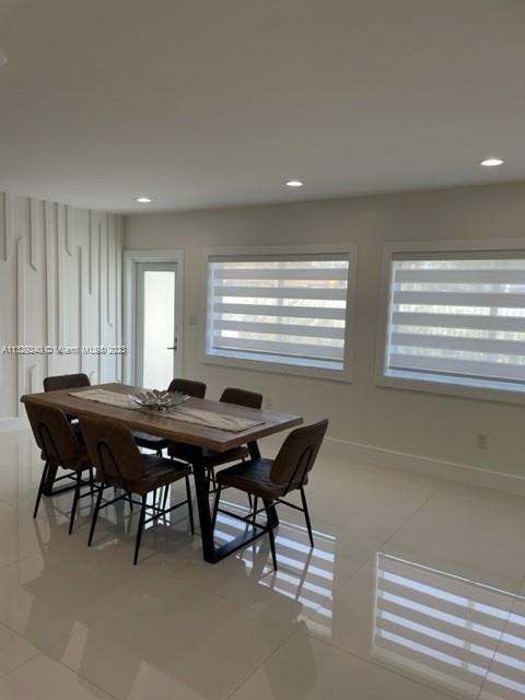MIAMI LAKES LOCH NESS SEC - Residential