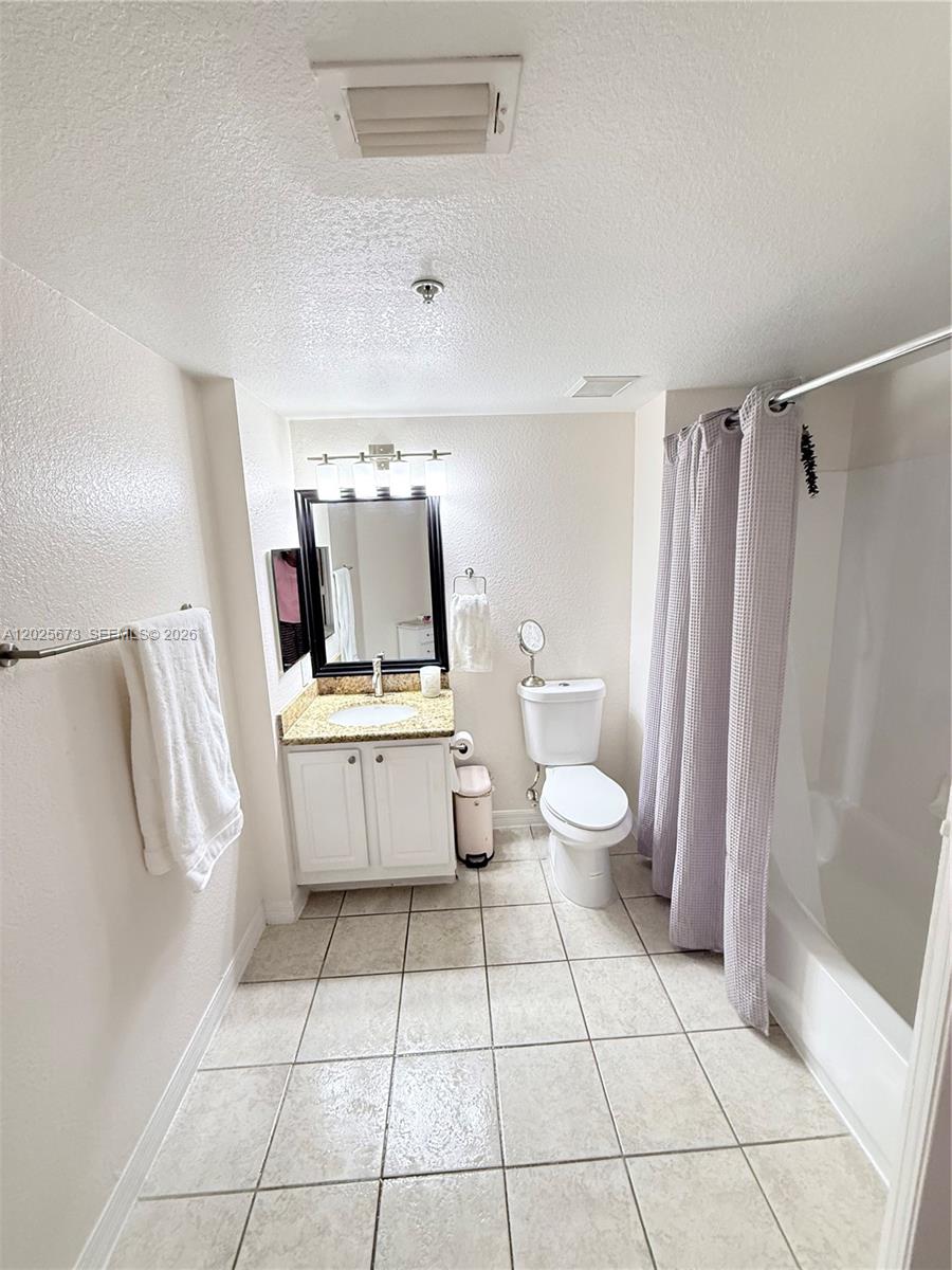 MURANO AT DELRAY BEACH CO - Residential Lease