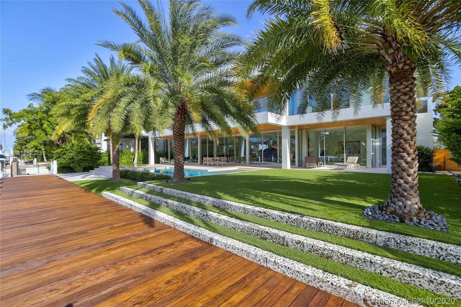 RIO VISTA ISLES - Residential