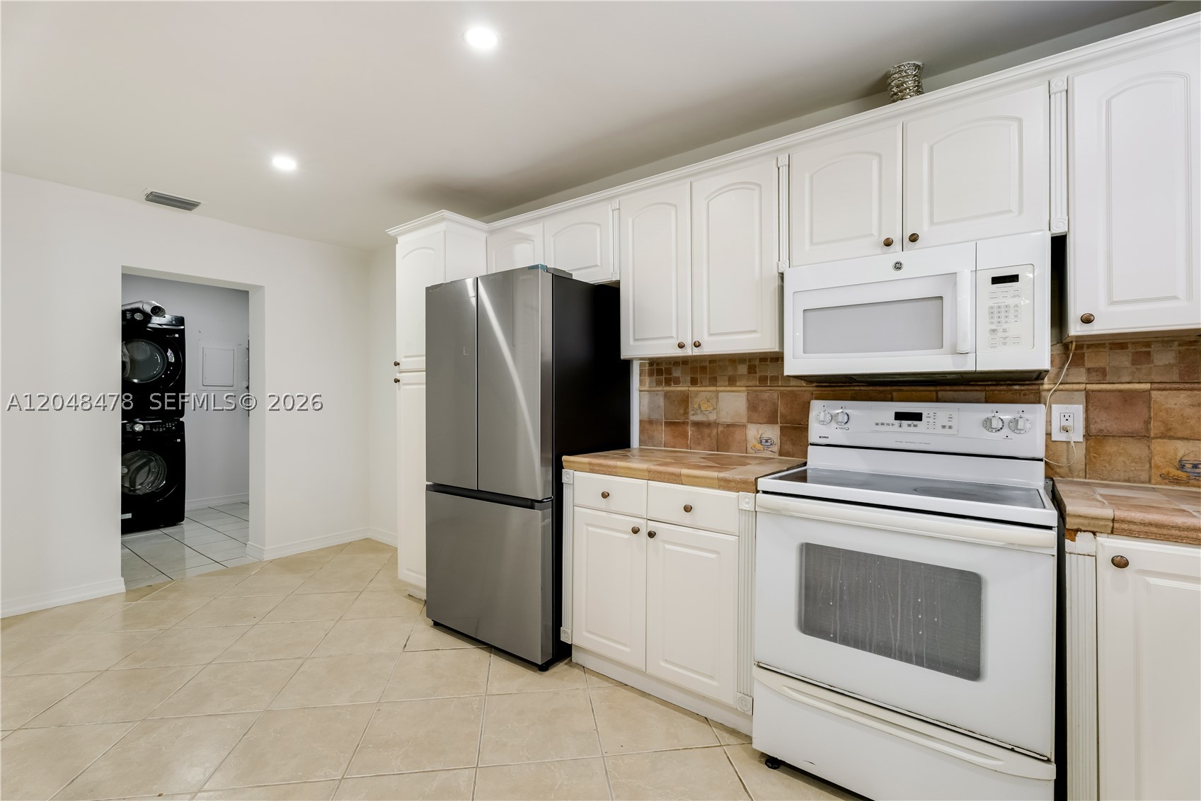 PALMLAND HOMES SOUTH NO 7 - Residential Lease