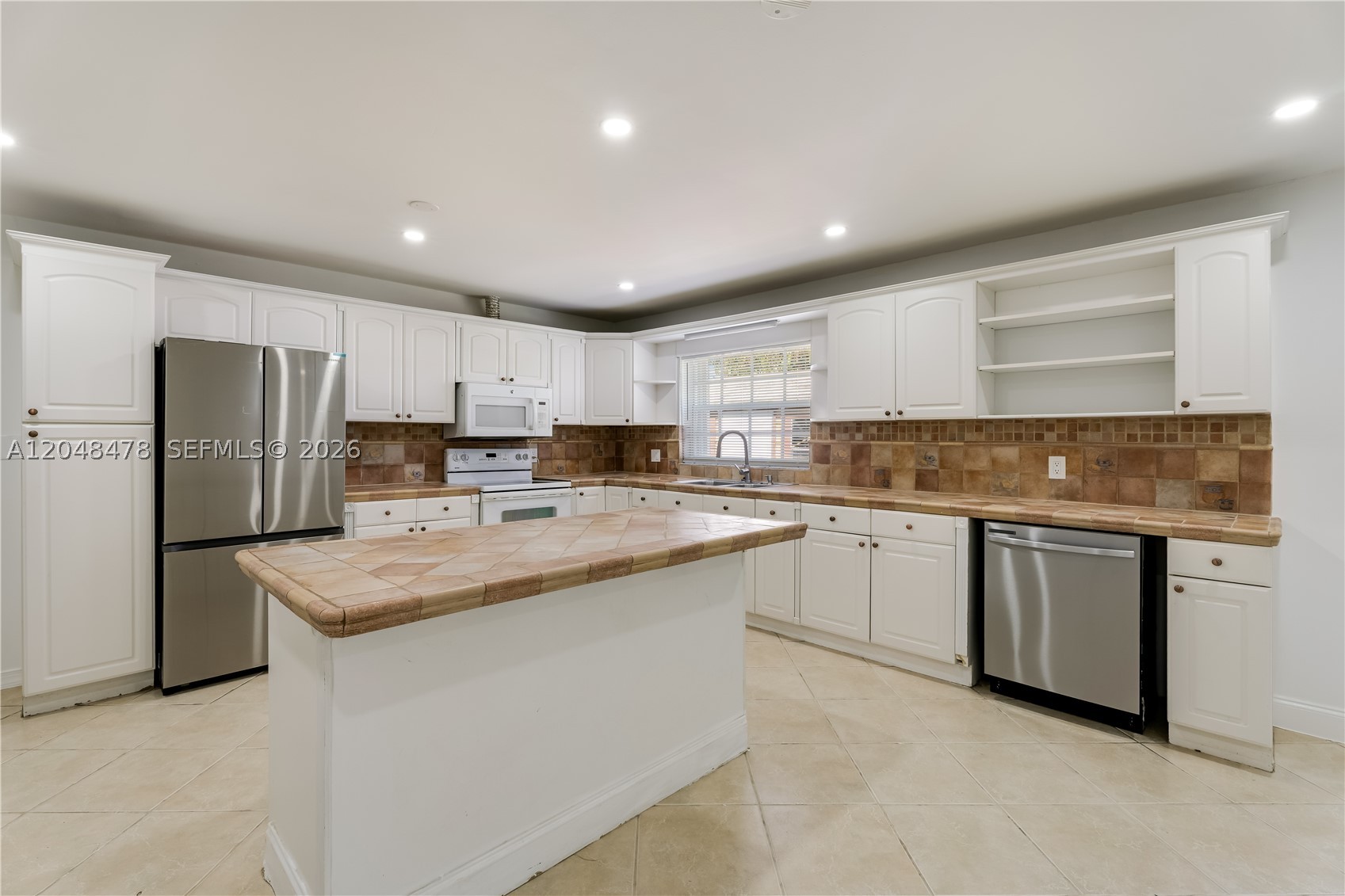 PALMLAND HOMES SOUTH NO 7 - Residential Lease