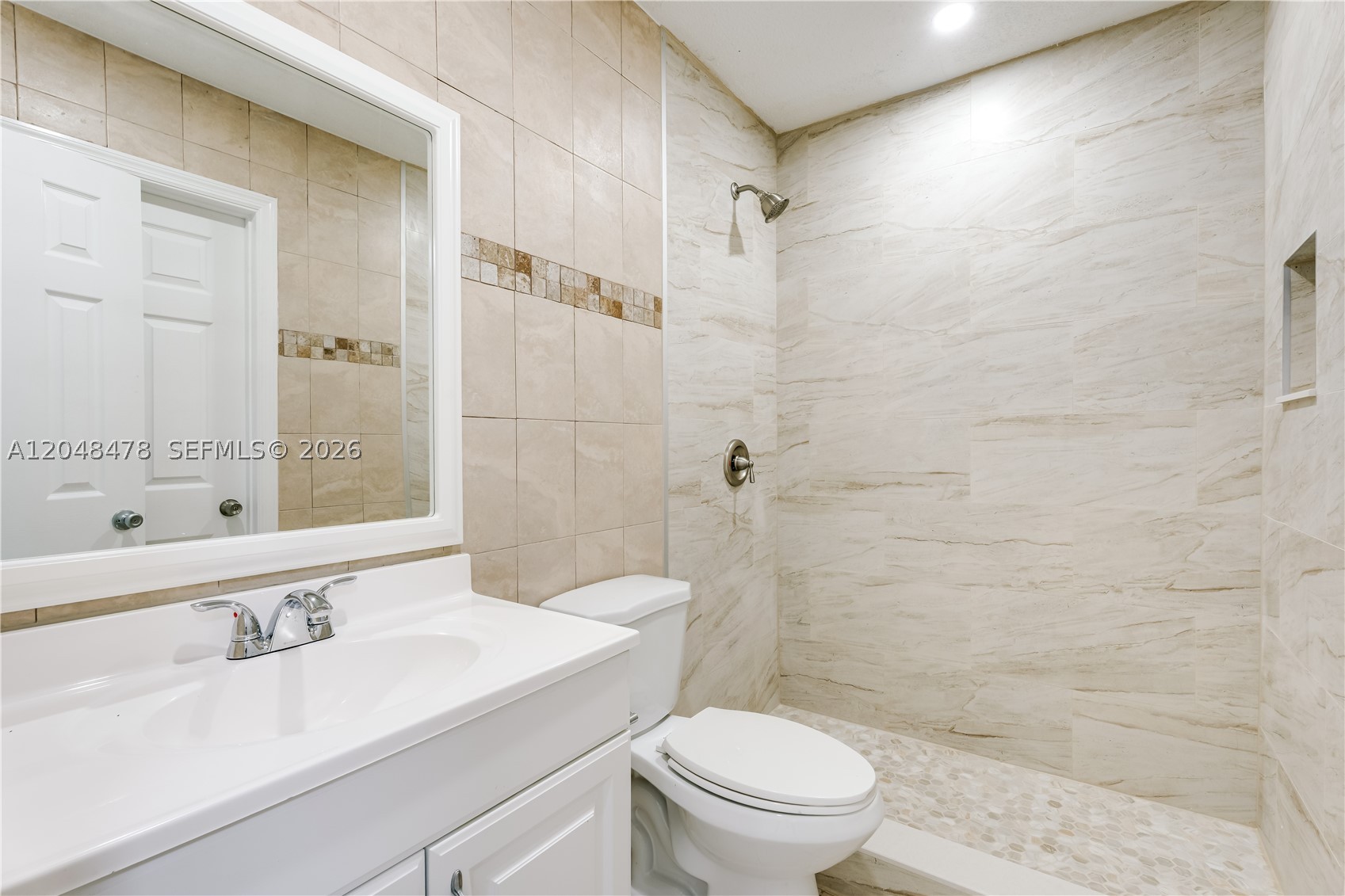 PALMLAND HOMES SOUTH NO 7 - Residential Lease