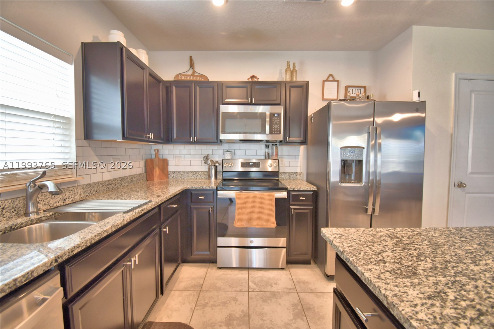 EAGLE LANDING PHASE I - Residential