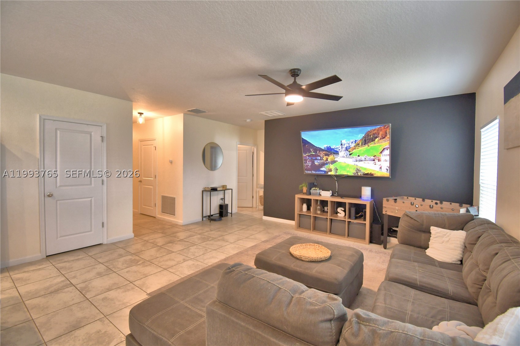 EAGLE LANDING PHASE I - Residential