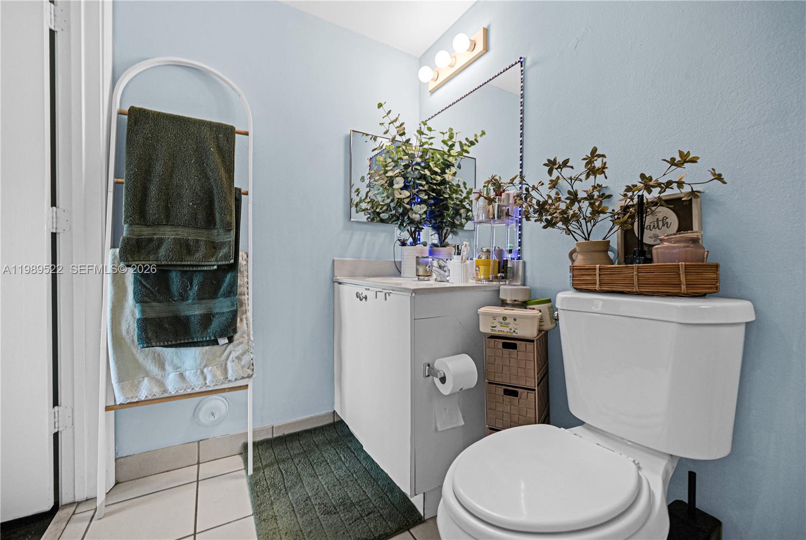 PARADISE POINTE CONDO - Residential