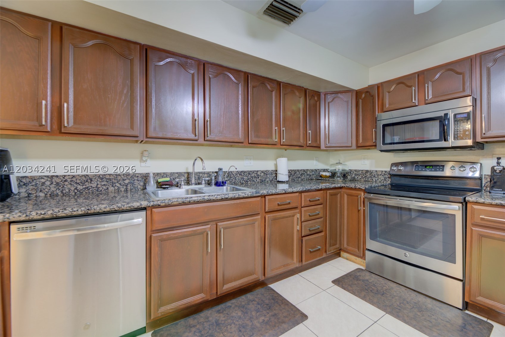 SPRINGTREE - Residential