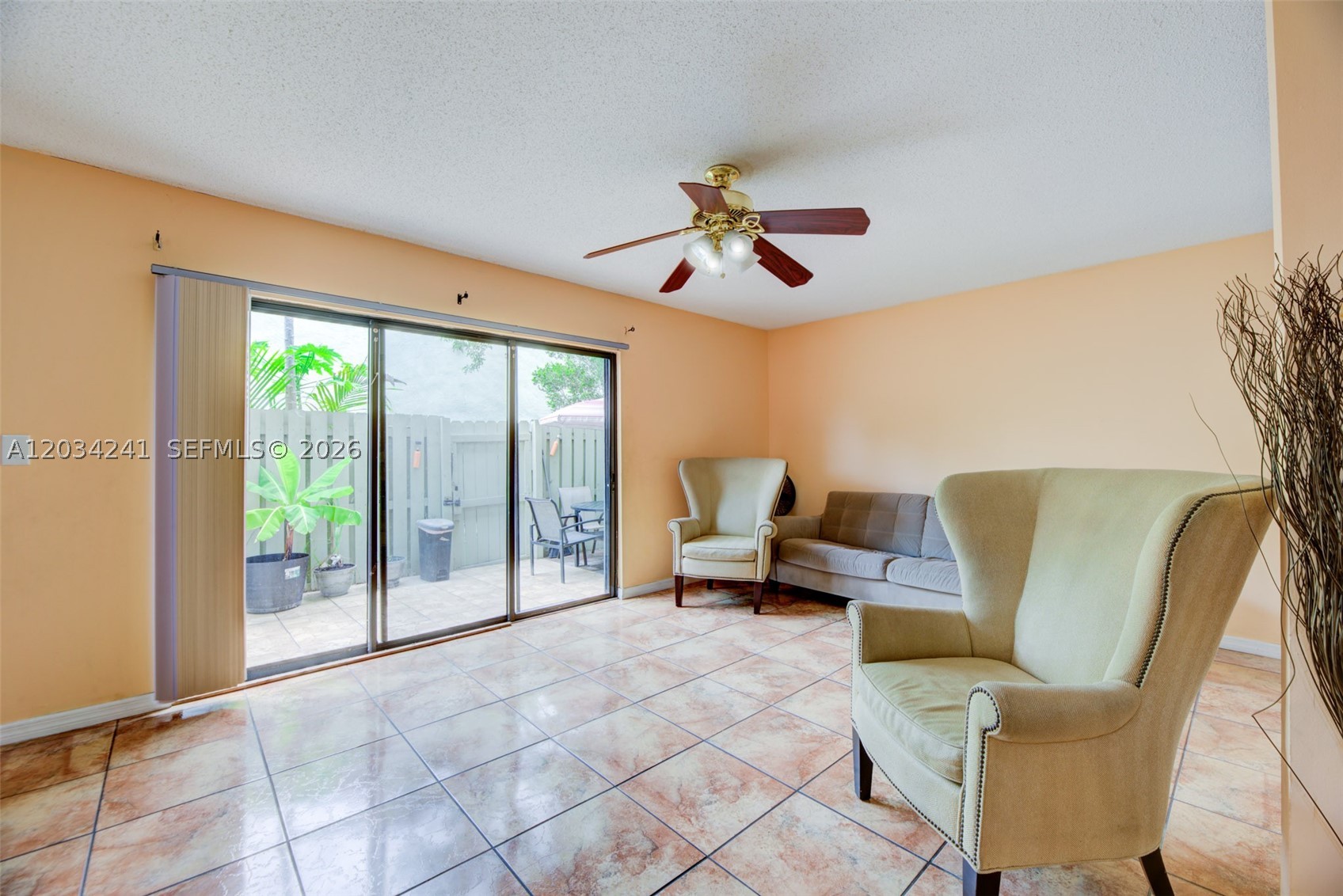 SPRINGTREE - Residential