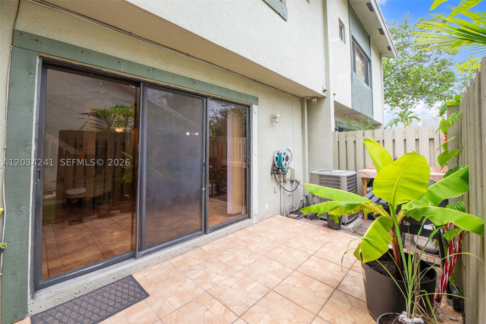 SPRINGTREE - Residential