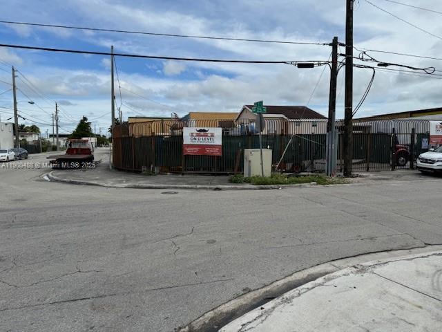 Unlock the potential of this 8,740 SF corner-lot property, strategically located in Miami’s prime Allapattah area near Wynwood and the Health District. Featuring a functional 2152 SF Duplex with 2 Bed and 1 Bath  each unit, flexible workspaces, and on-site parking, this site offers exceptional versatility for automotive, logistics, distribution, or adaptive reuse.
Zoned 7700 Industrial, the property presents significant redevelopment opportunities under the Live Local Act, making it ideal for owner-users, investors, or developers seeking upside in a fast-appreciating, high-growth zone. With excellent connectivity to I-95, SR-836, and major highways, plus strong visibility and market momentum, this rare offering stands out in Miami’s booming commercial corridor.