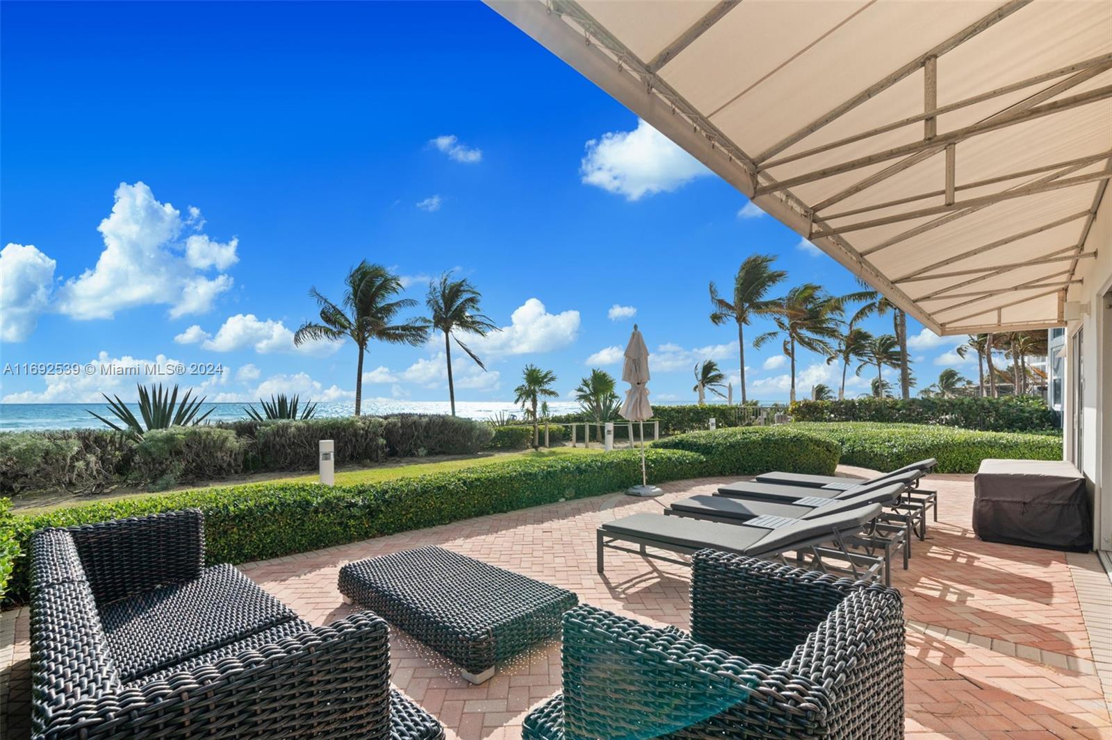 TRUMP ROYALE CONDO - Residential