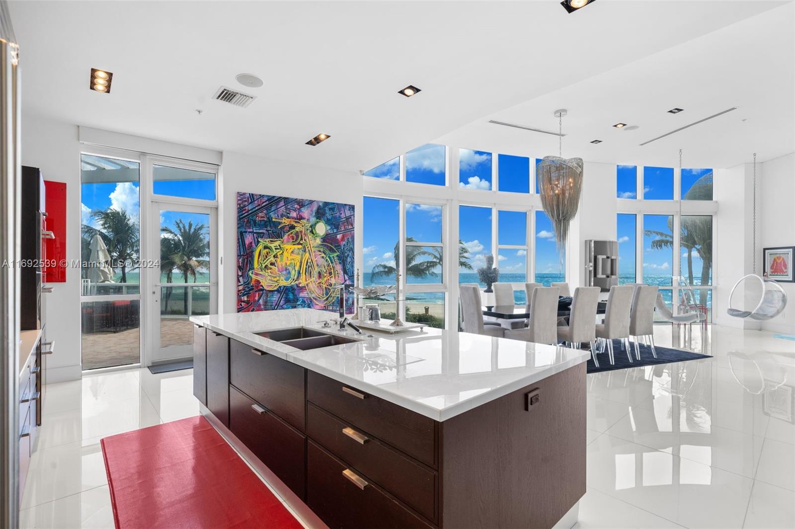 TRUMP ROYALE CONDO - Residential