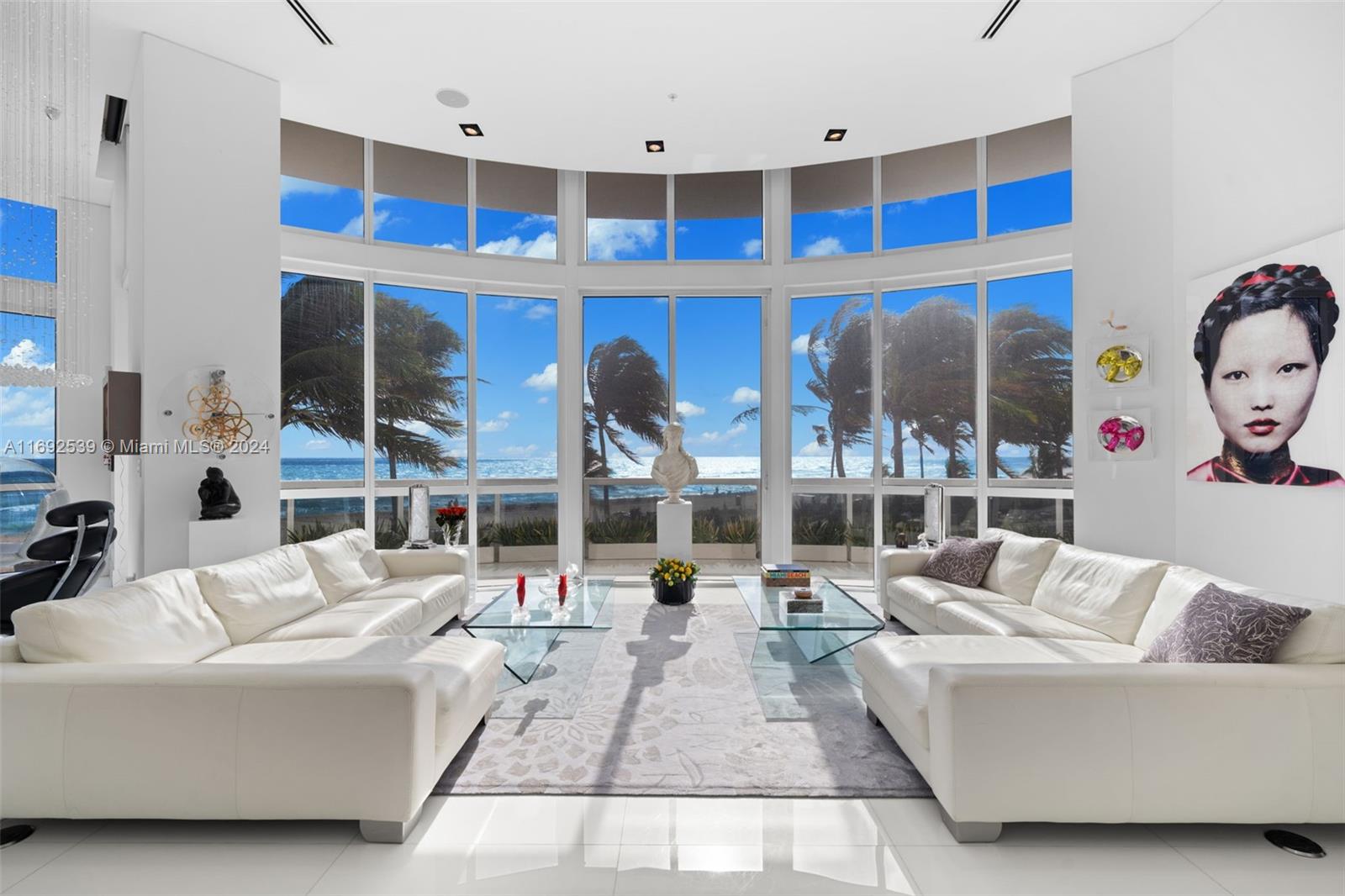 TRUMP ROYALE CONDO - Residential