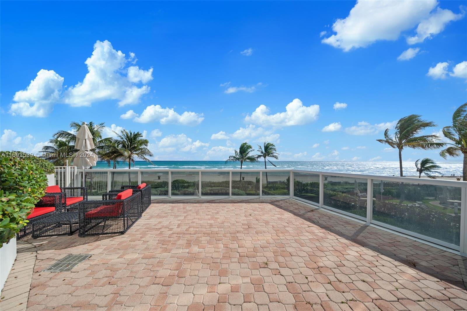 TRUMP ROYALE CONDO - Residential