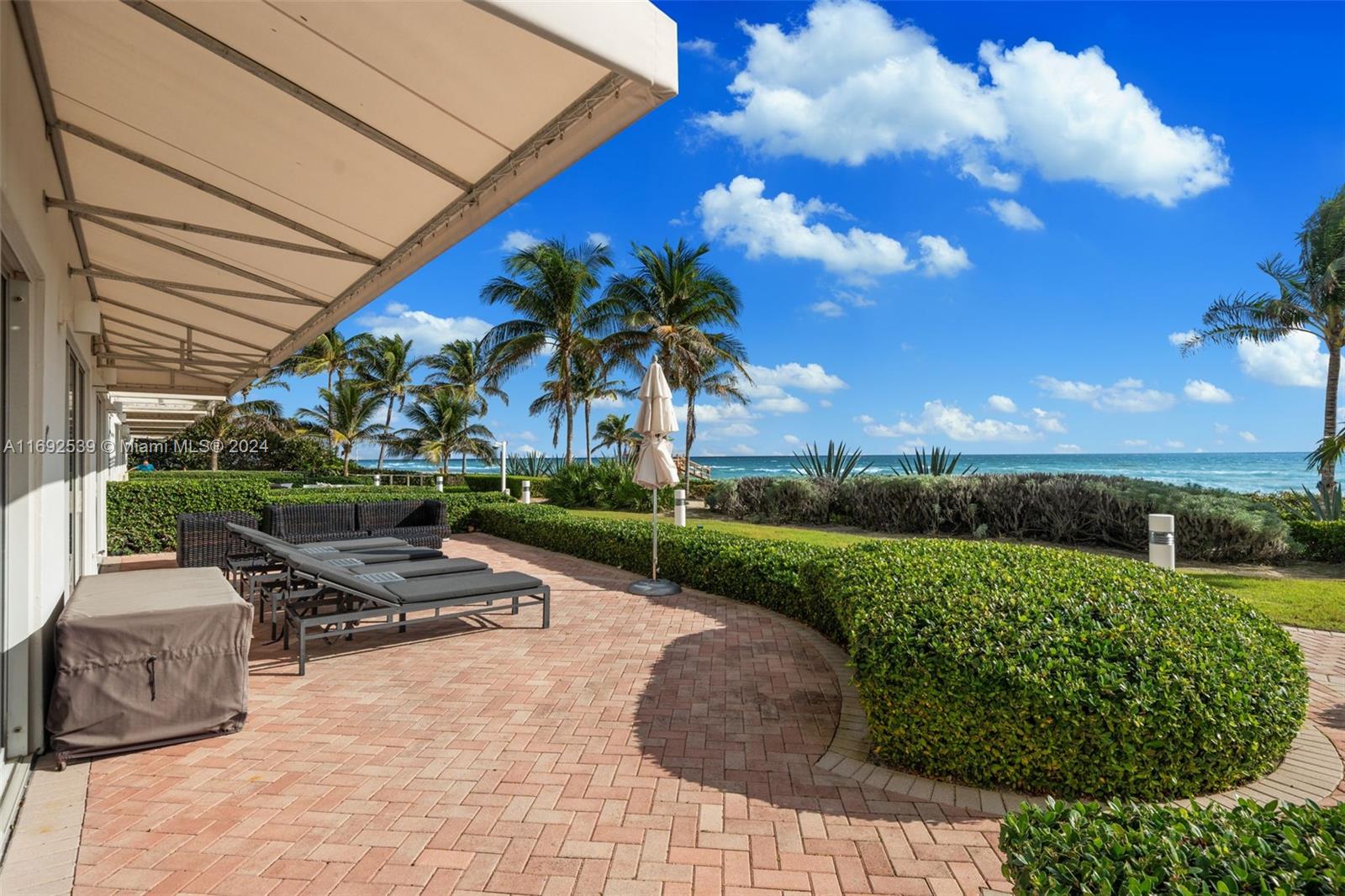 TRUMP ROYALE CONDO - Residential