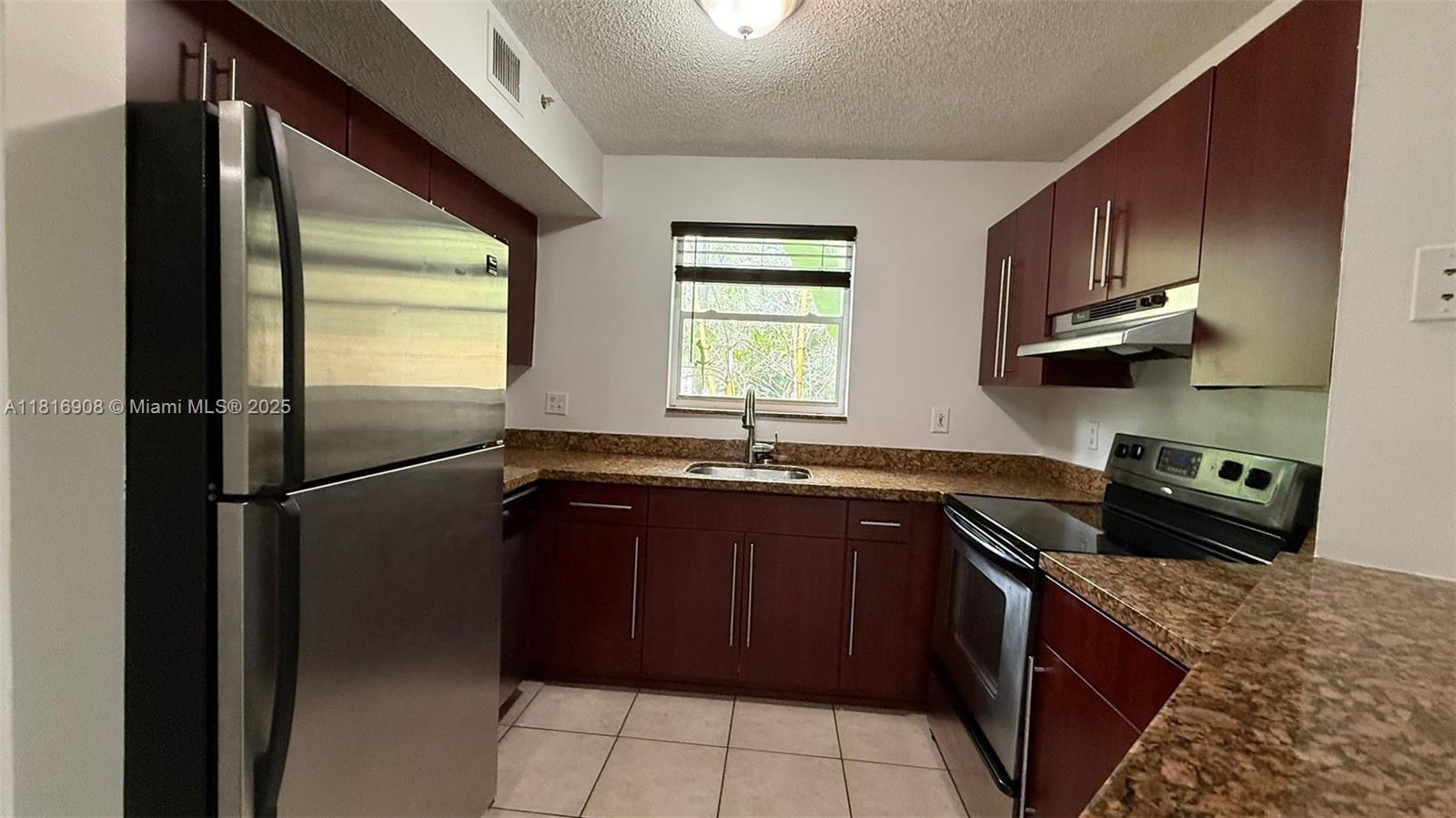 PARAGON PLANTATION CONDO - Residential Lease