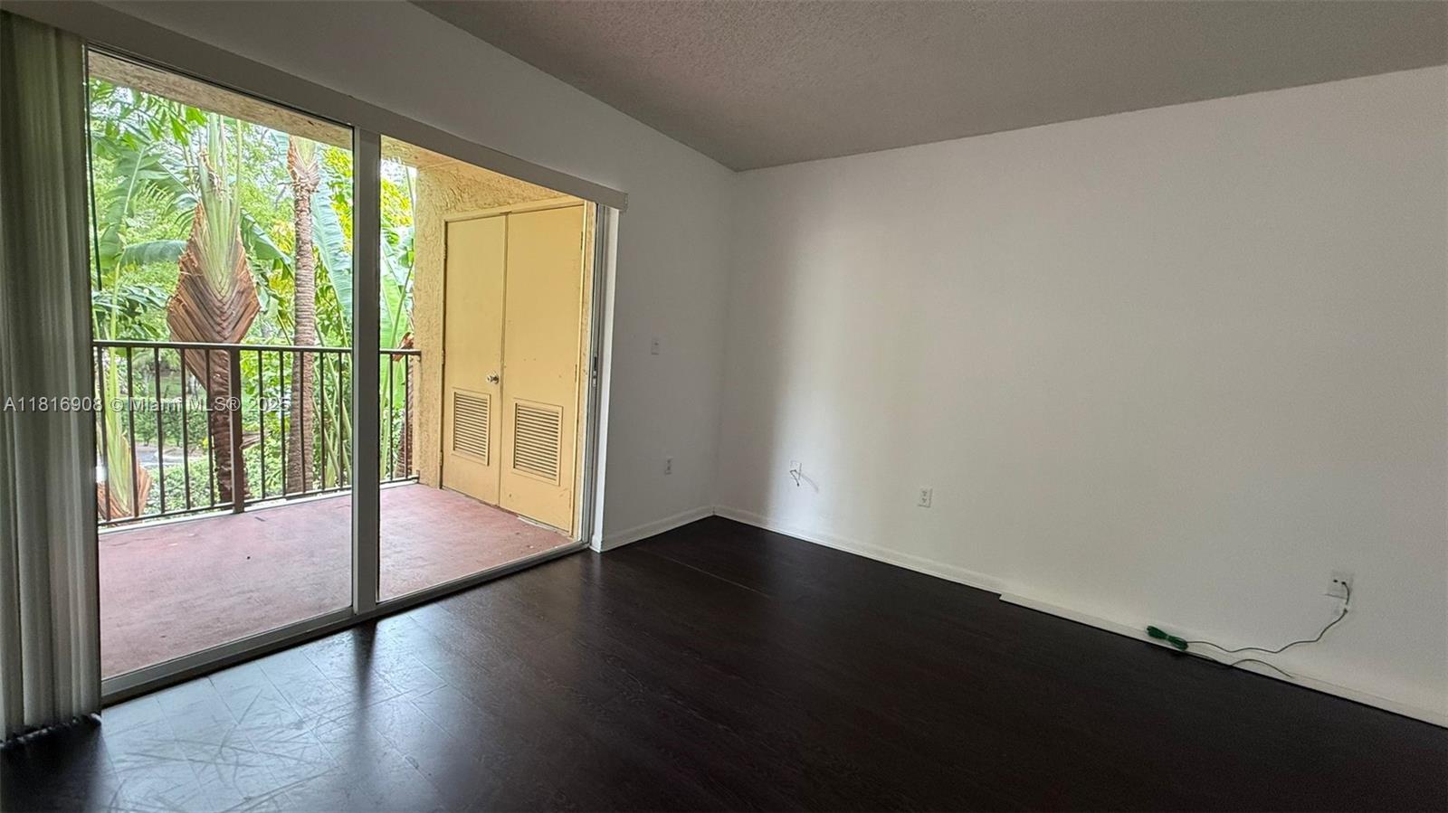 PARAGON PLANTATION CONDO - Residential Lease