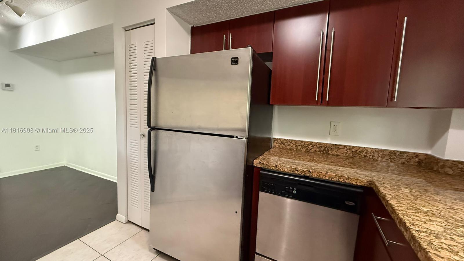 PARAGON PLANTATION CONDO - Residential Lease