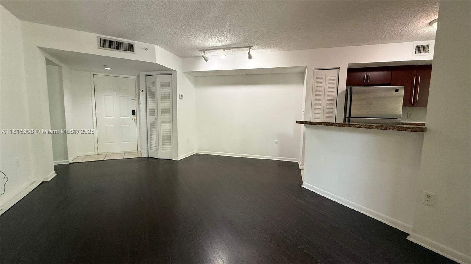 PARAGON PLANTATION CONDO - Residential Lease