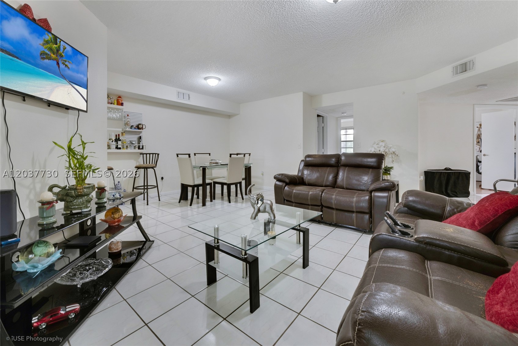 KEYS GATE CONDO NO ONE - Residential Lease