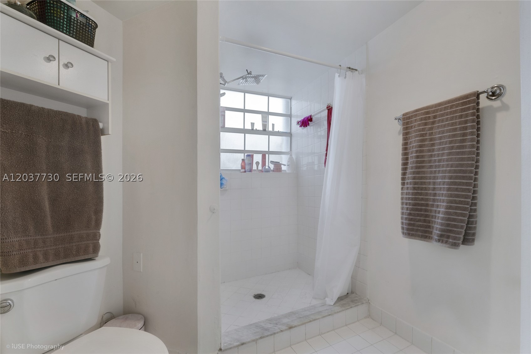 KEYS GATE CONDO NO ONE - Residential Lease