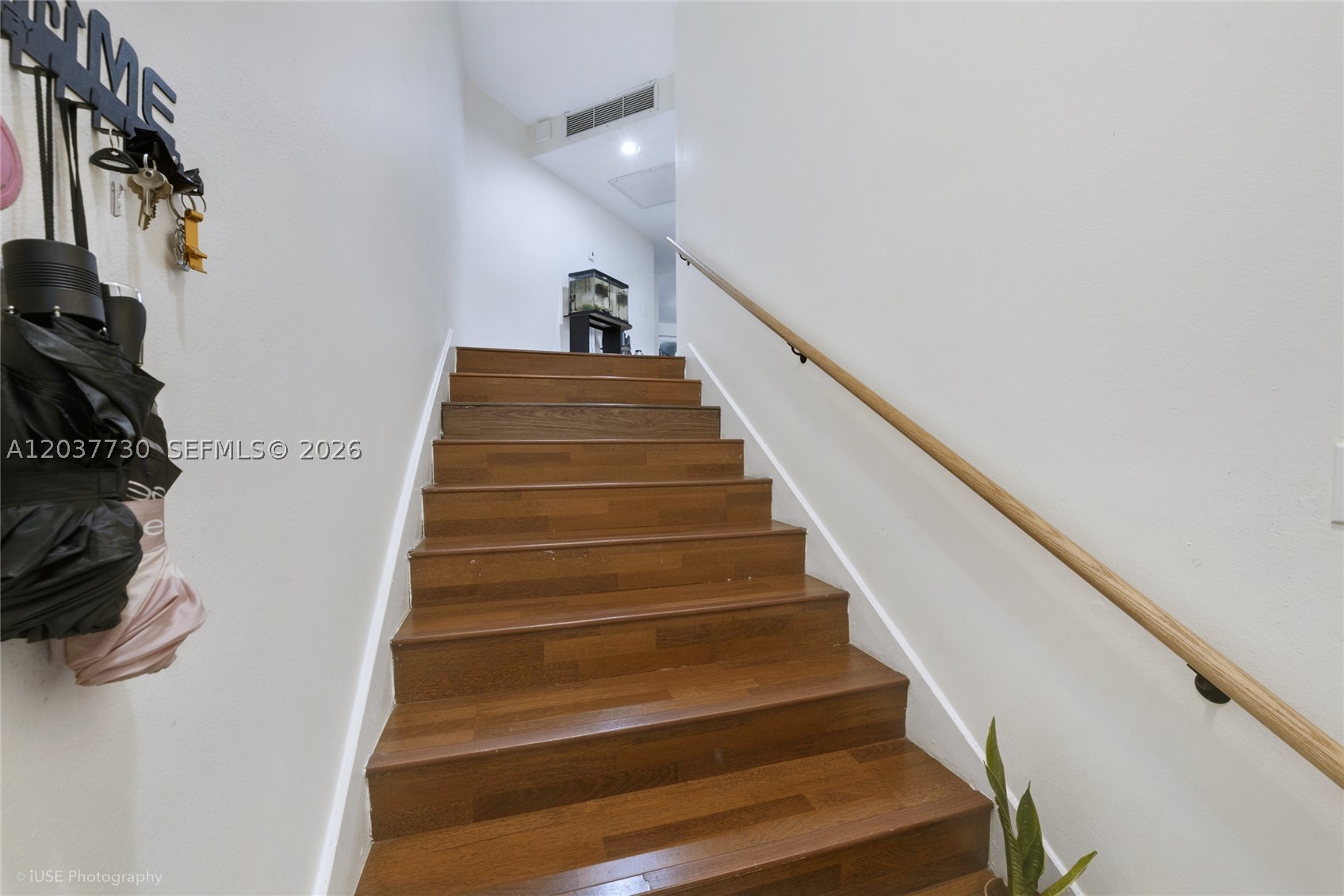 KEYS GATE CONDO NO ONE - Residential Lease