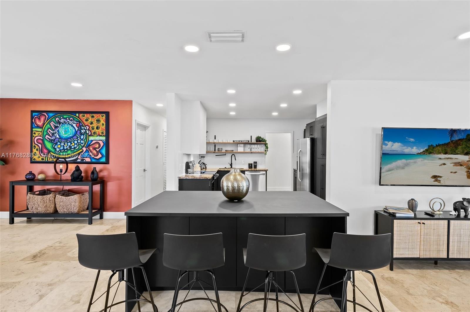 HOLLYWOOD HOMESITES HIGH - Residential