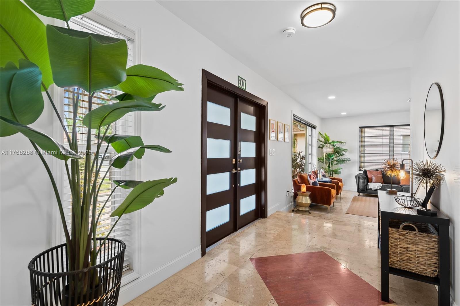 HOLLYWOOD HOMESITES HIGH - Residential