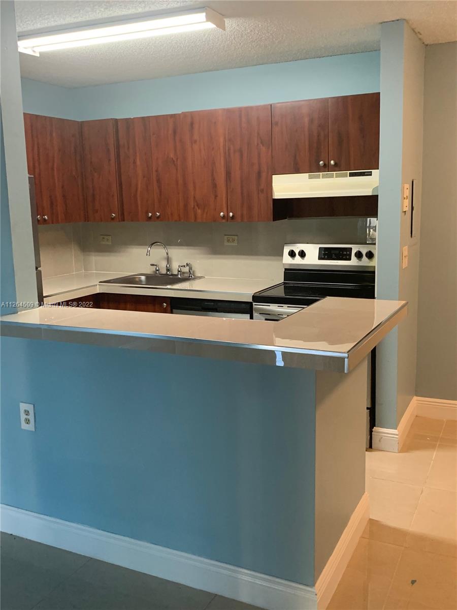 VILLA BELLINI CONDO - Residential Lease