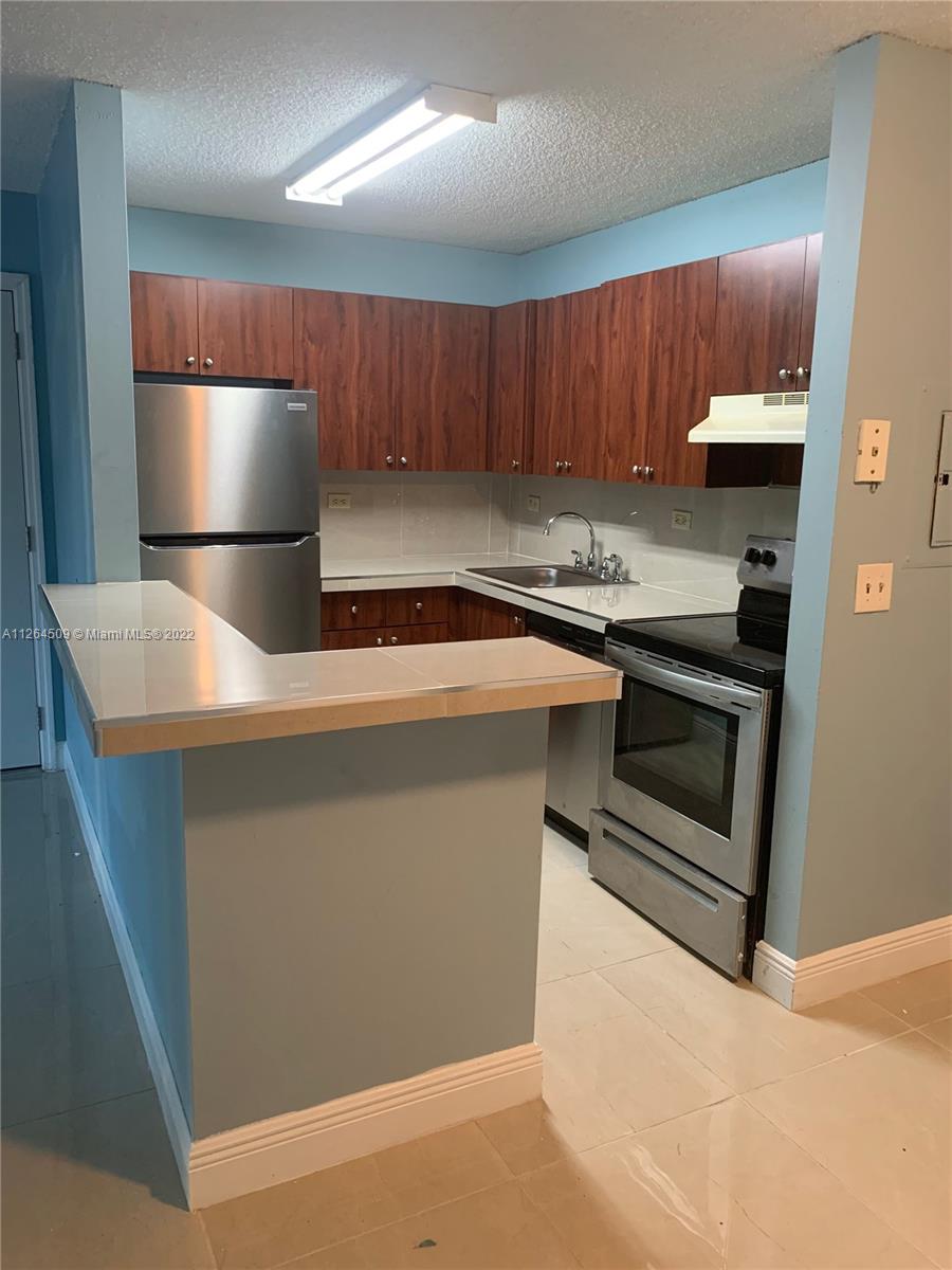 VILLA BELLINI CONDO - Residential Lease