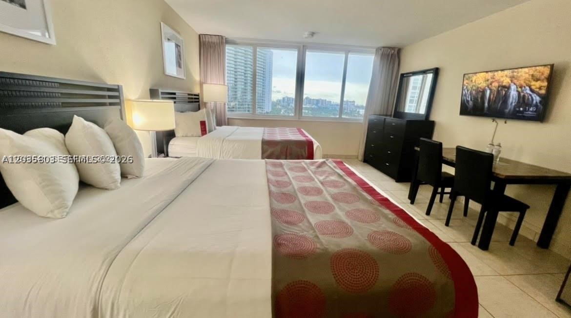 THE AVENTURA BEACH CLUB C - Residential