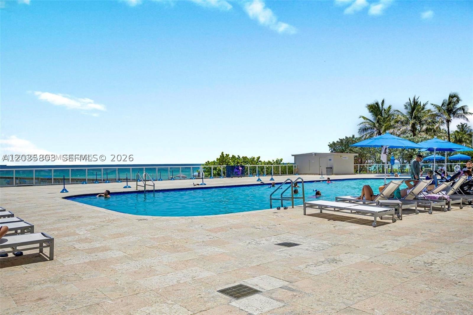 THE AVENTURA BEACH CLUB C - Residential