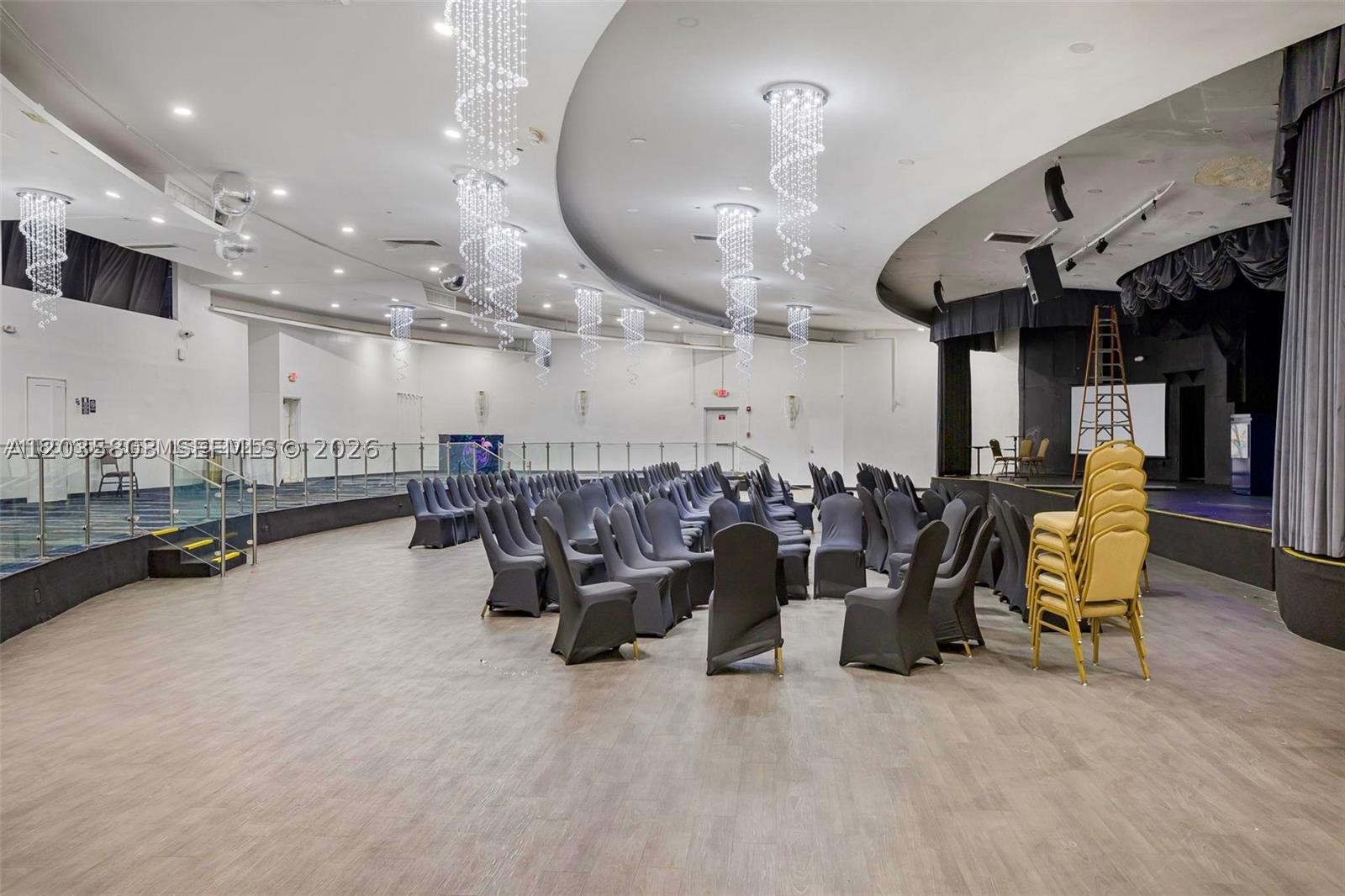 THE AVENTURA BEACH CLUB C - Residential
