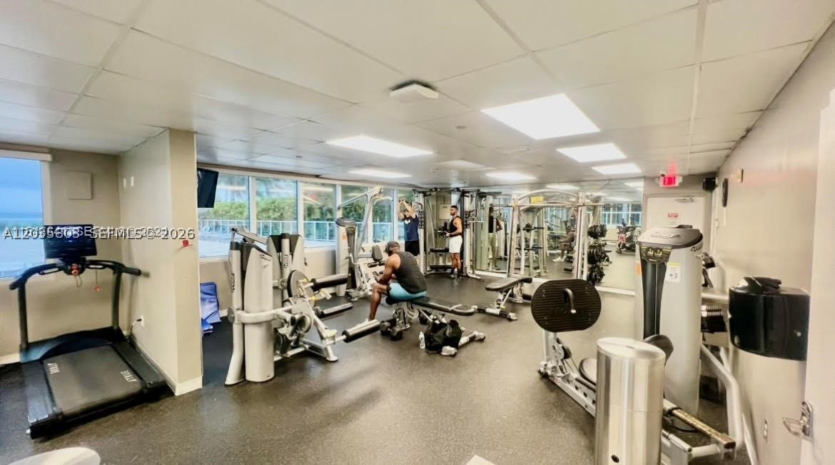 THE AVENTURA BEACH CLUB C - Residential