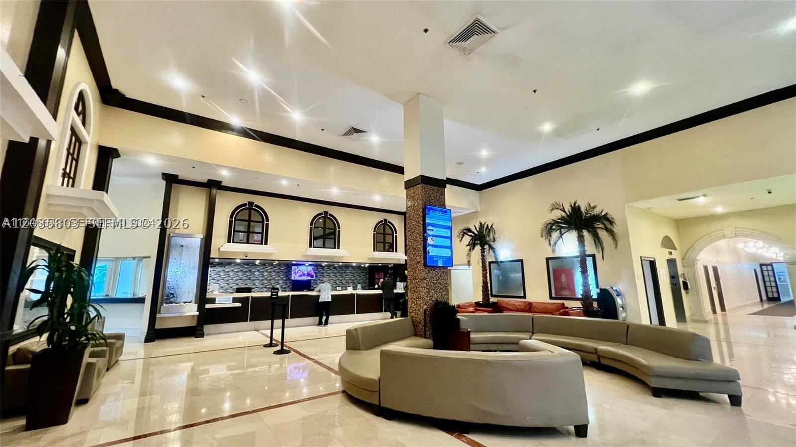 THE AVENTURA BEACH CLUB C - Residential