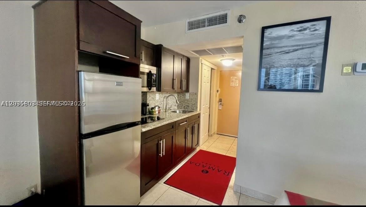 THE AVENTURA BEACH CLUB C - Residential