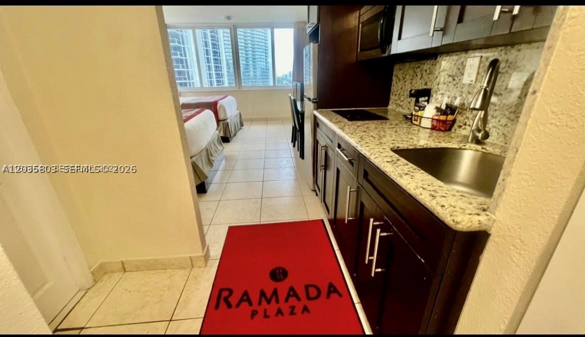 THE AVENTURA BEACH CLUB C - Residential