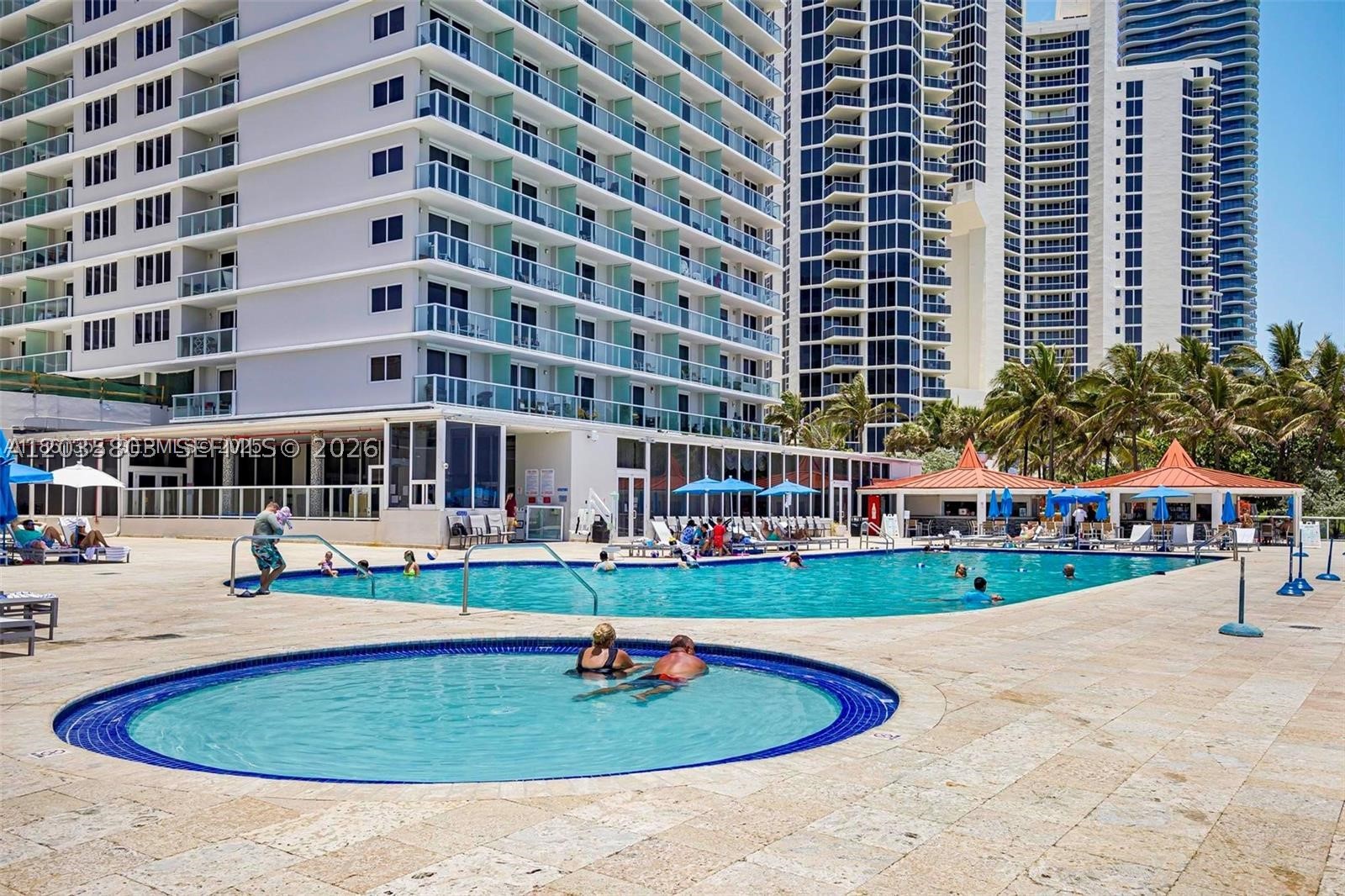 THE AVENTURA BEACH CLUB C - Residential