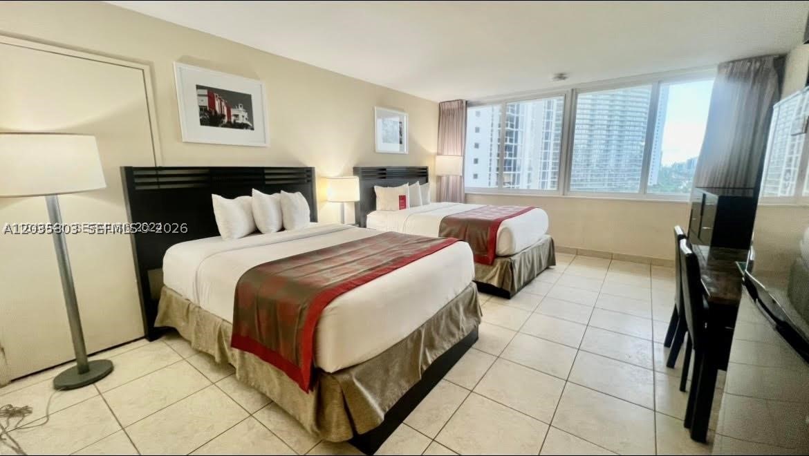 THE AVENTURA BEACH CLUB C - Residential