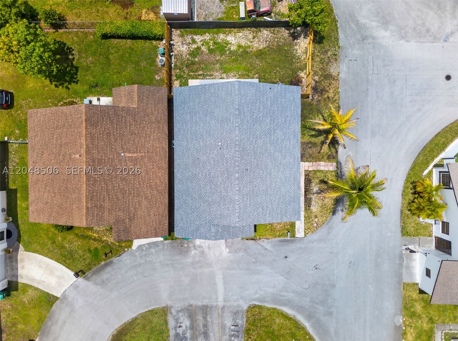 GREENWOOD VILLAS - Residential