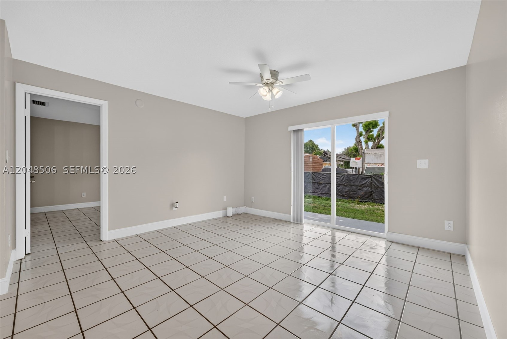 GREENWOOD VILLAS - Residential