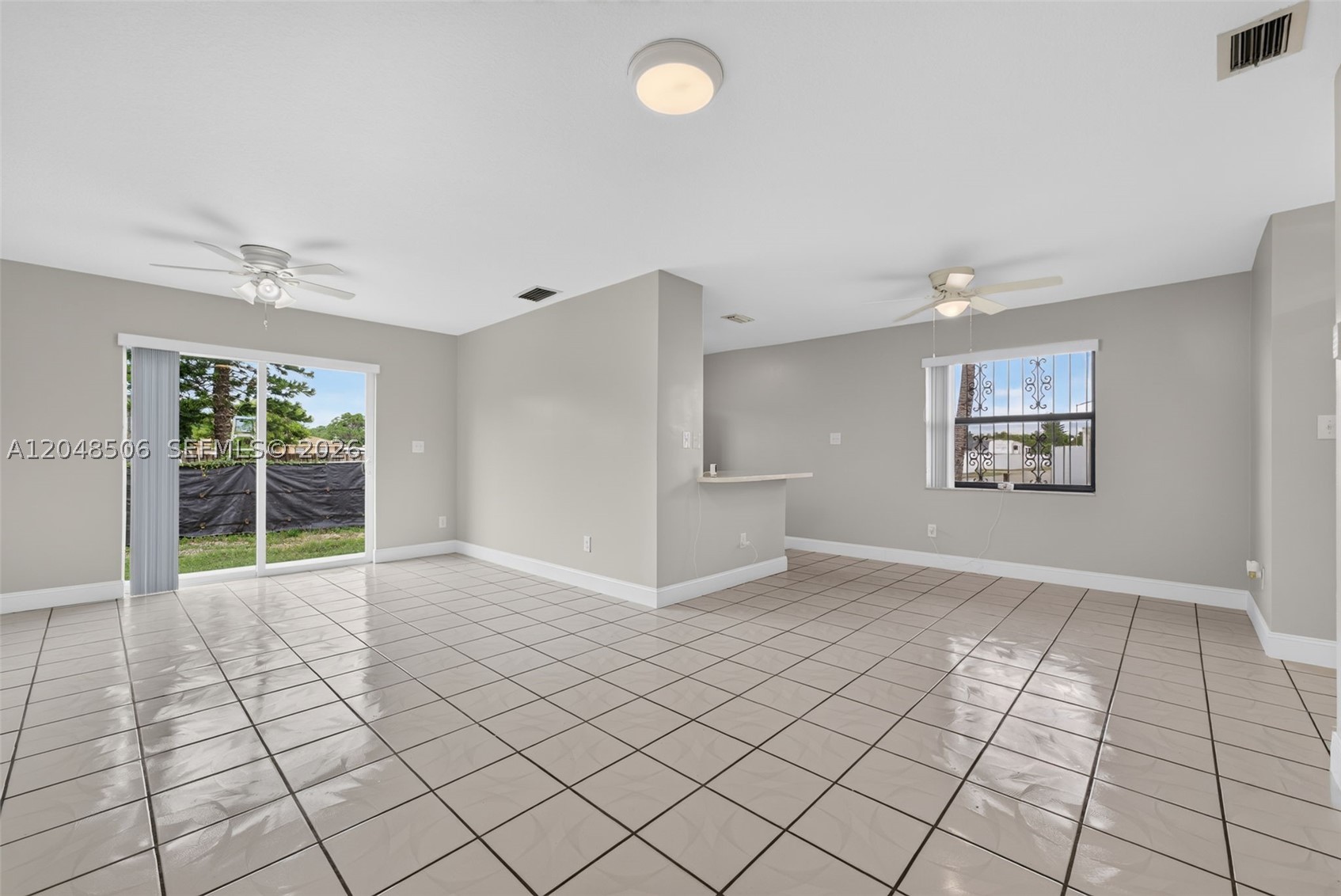 GREENWOOD VILLAS - Residential